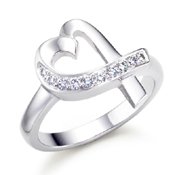 GORGEOUS HEART SHAPE STERLING SILVER WHITE CZ RING Size 7