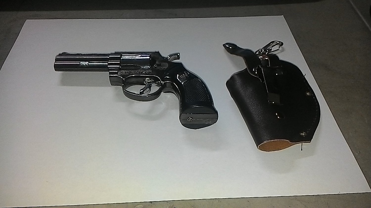 Medium Size Colt Smith and Wesson Gun Revolver Jet Torch Lighter