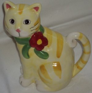 Yellow Kitty Cat Collectible Bud Flower Planter Figurine Sweet Kitten