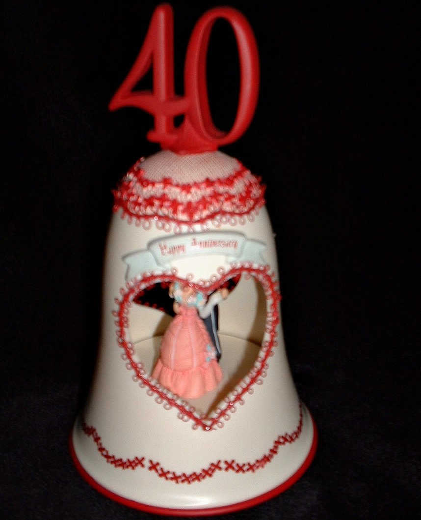 Enesco 40 th Anniversary Vintage Illuminated Action Musical Bell Plays True Love 1991