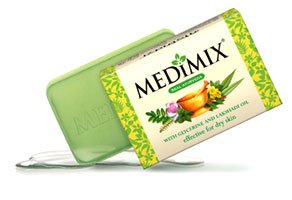 Medimix Soap Glycerine & Lakshadi Oil 125g