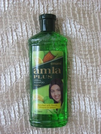 Emami Amla Plus Herbal Shampoo 300 ml