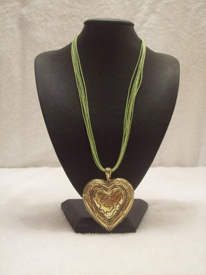 Large heart, gold
