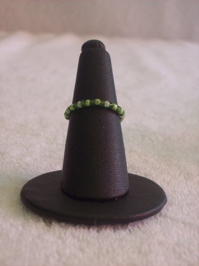 Simple ring, green variations