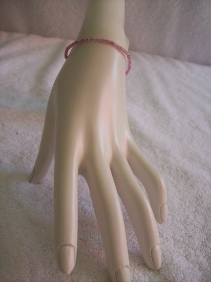 Beaded bracelet, pink