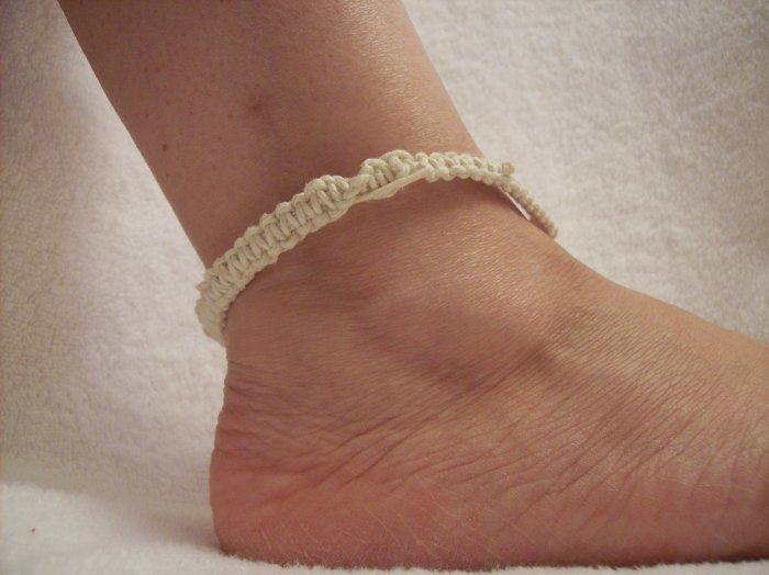 White square with hourglass