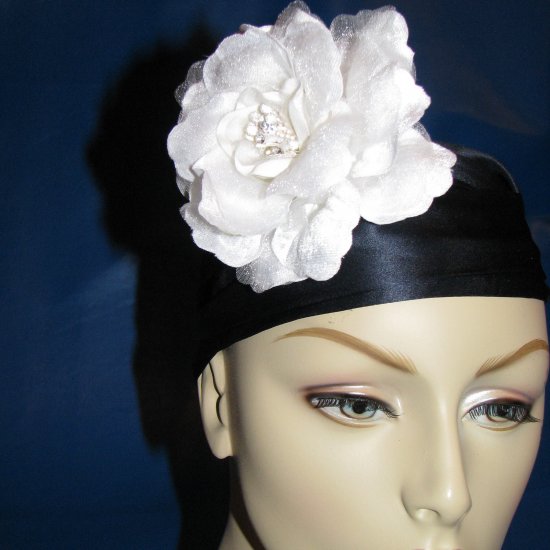 Diana Fascinator T15 White