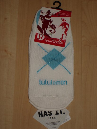 Lululemon Sports Day Sock Coolmax NWT Sz7-10 White/Blue *PLUS BONUS CASH BACK!*