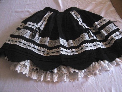 Baby the stars shine bright Scalloped Skirt B/W