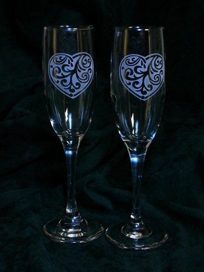 Heart Theme Wedding Toasting Glasses