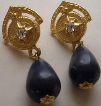 80’s Vintage Rhinestone Accented Earrings