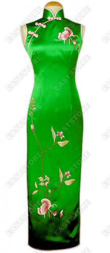 Junoesque Orchid Embroidery Cheongsam