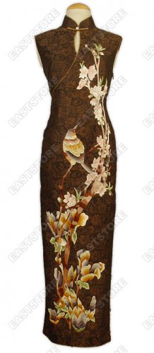Junoesque Yulan Embroidery Silk Cheongsam