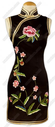 Junoesque Floral Embroidered Silk Cheongsam