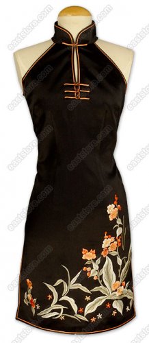 Piao Liang Floral Embroidered Silk Cheongsam