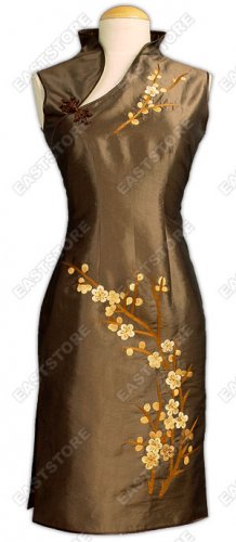 Chic Plum Blossom Embroidered Dress