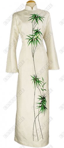 Junoesque Bamboo Embroidered Silk Brocade Cheongsam