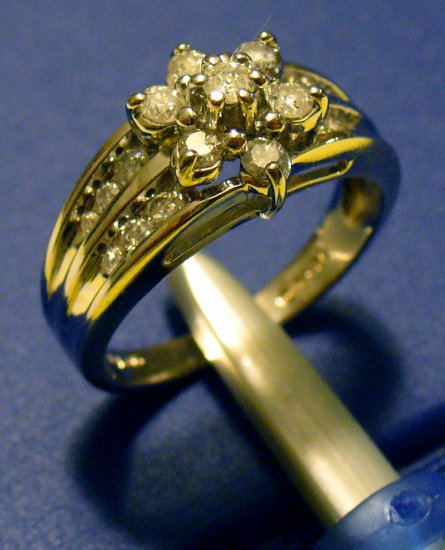 Diamond flower shaped ring