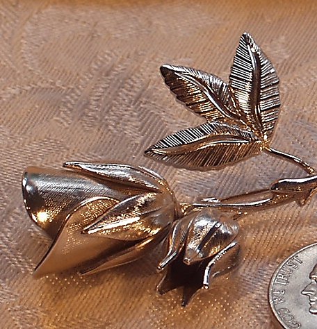 Beautiful Vintage Double Rosebud Brooch Pin 1950's