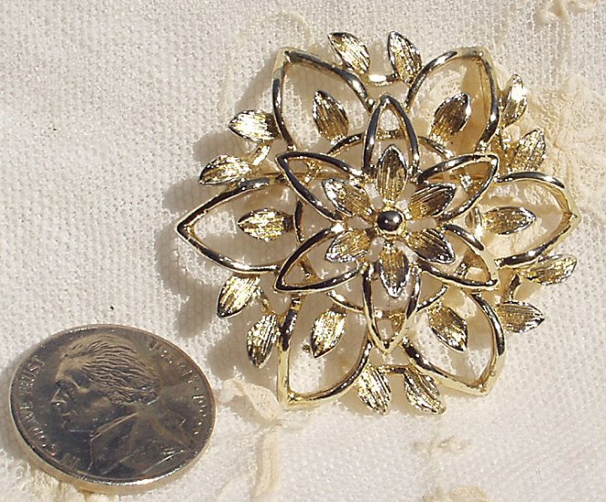 1960s Vintage Sarah Coventry Petalure Set Demi Parure Earrings Brooch