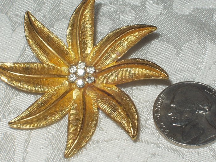 Vintage Signed Gerry's Poinsetta Brooch Rhinestone Flower