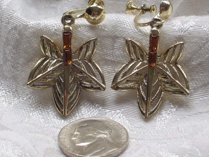 MVintage maple Leaf Rootbeer Rhinestone Screw Back Earrings