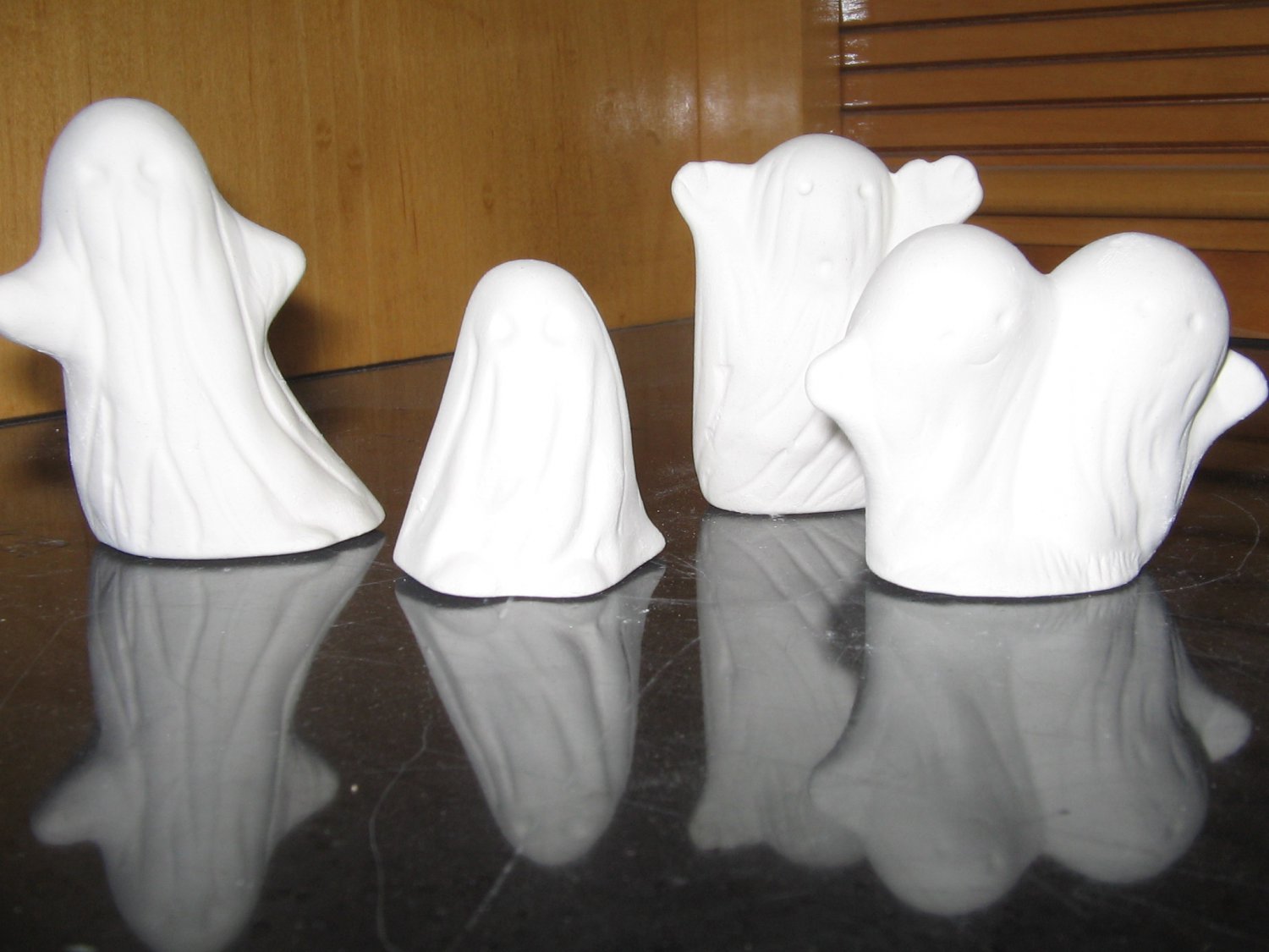 Ready To Paint Set Of 4 Halloween Ghosts Ceramics U Paint
