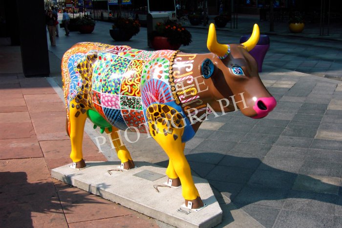 Cows On Parade - Cow In A Candy Store