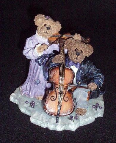 Boyd Bearstone Bears Amanda & Michael String Section