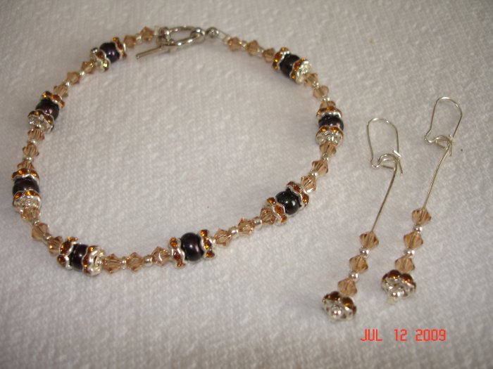 Swarovski crystal and cultured pearl bracelet and earing set