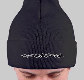 logo beanie