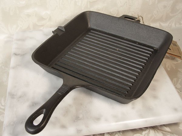 Old Mountain Cast Iron Square Skillet