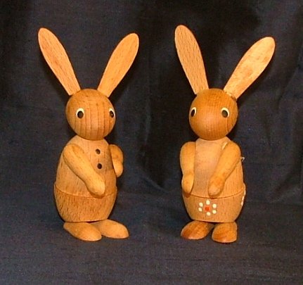 Pair 3" Wood Easter Bunnies / Rabbits