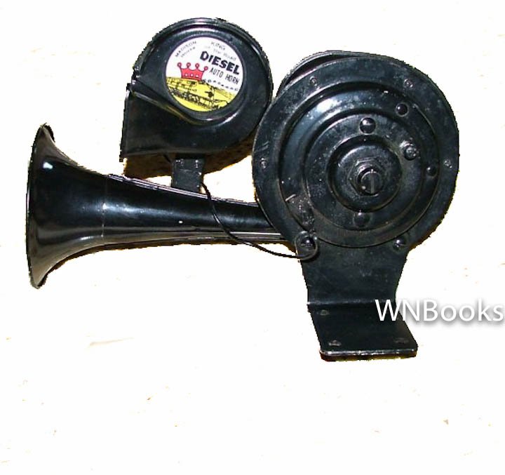 VINTAGE 1975 Madison House Diesel Auto Horn