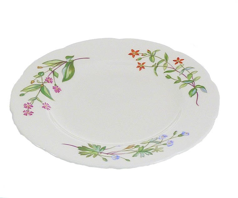 Minton Meadow Scalloped Bread and Butter Plate Botanicals, Hypericum, Melandrium and Geranium