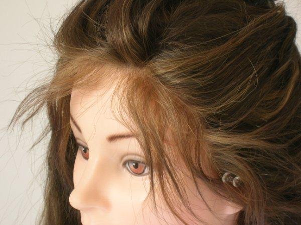 20" Synthetic Lace Front Wig **BEAUTIFUL COLOR** Human Baby Hairs**