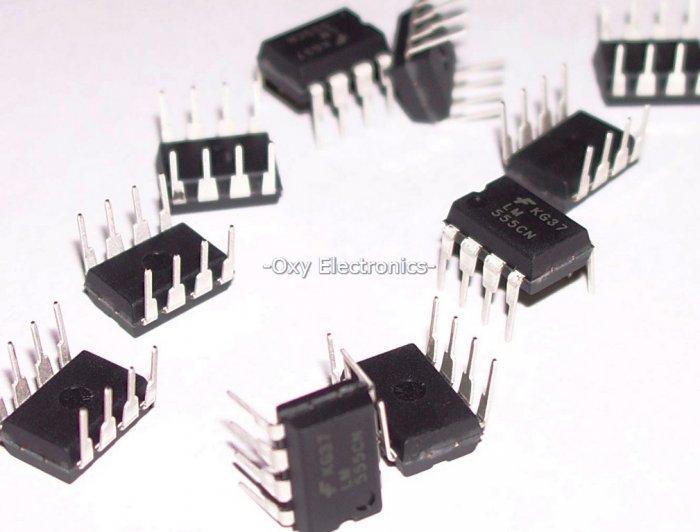 10 pcs LM555 NE555 Timer (DIP-8) NEW