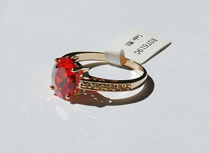 Fashion Ring in Orange Red & Yellow Cubic Zirconia in goldtone, size 8