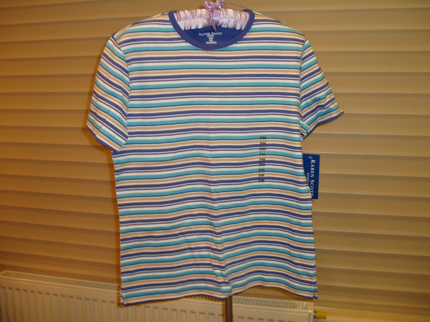 Karen Scott Sport T-shirt, size Petite Medium, PM