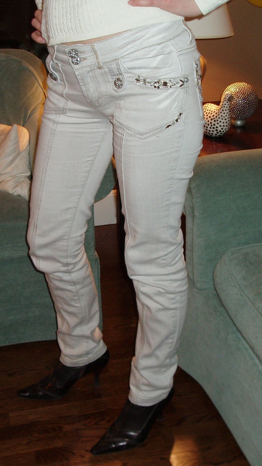 Women's off-white Rosa & Rose jeans w/rhinest, size M