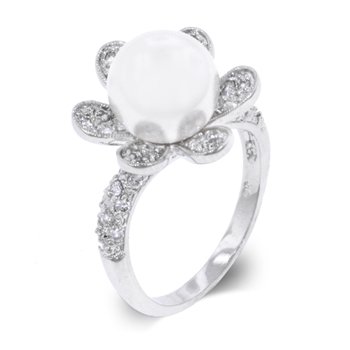 White pearl fashion ring with cubic zirconia, size 8