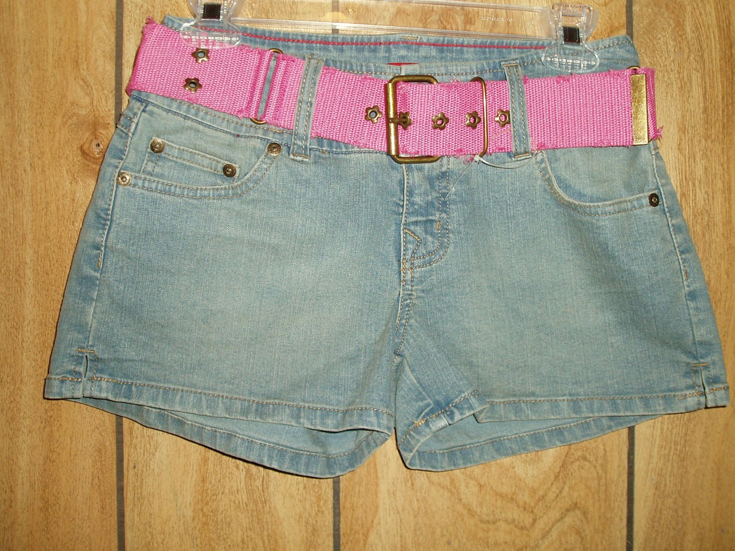 Juniors Glo blue denim shorts, size 3