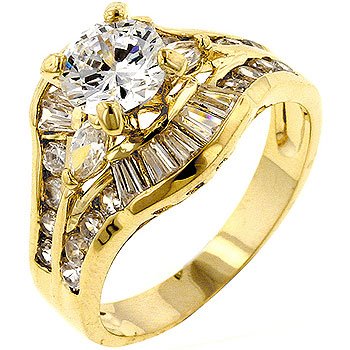 Fashion Ring with clear CZ in goldtone, size 8