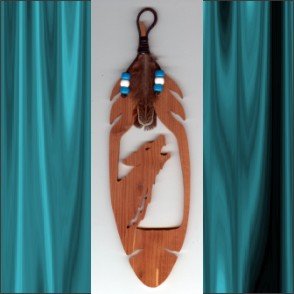 Wolf Aromatic Cedar Feather Wall Hanging