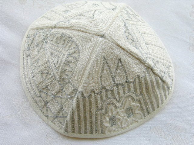 Kippa Hand Embroidered Emanuel Silver & White Jerusalem -- YAE2