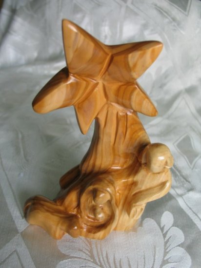 Holy Family Olive Wood Bethlehem Star 01