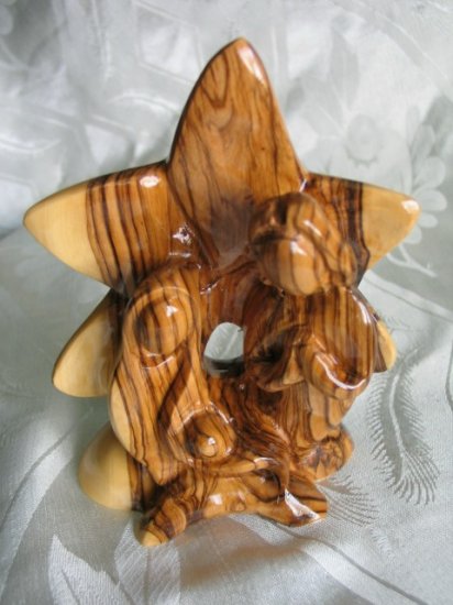 Holy Family Olive Wood Bethlehem Star 02