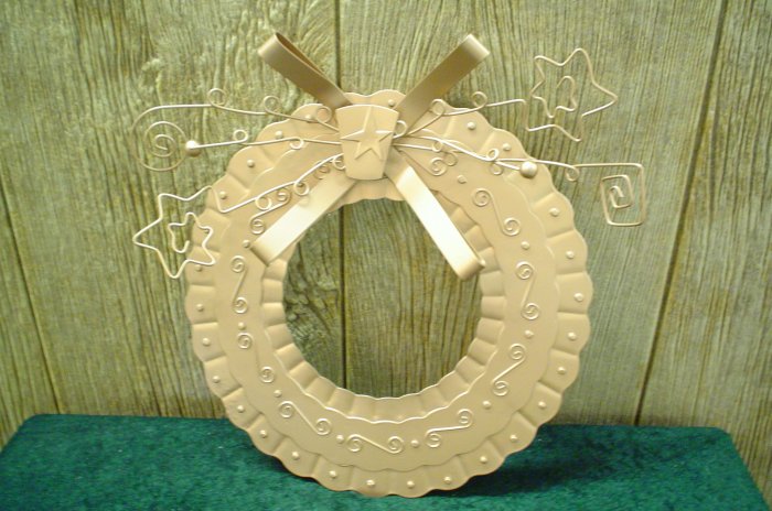 COPPER METAL CHRISTMAS WREATH~MODERN DECOR