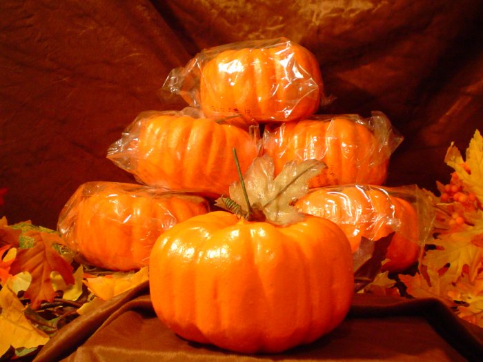 ARTIFICIAL PUMPKINS