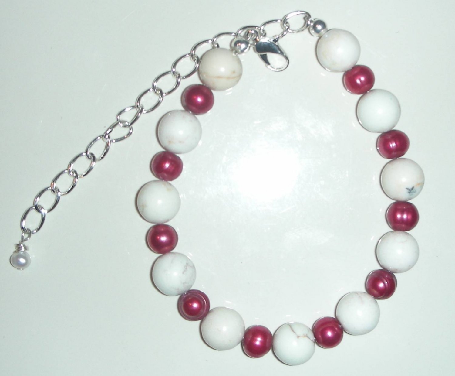 White Turquoise and FW Pearl Beads Bracelet